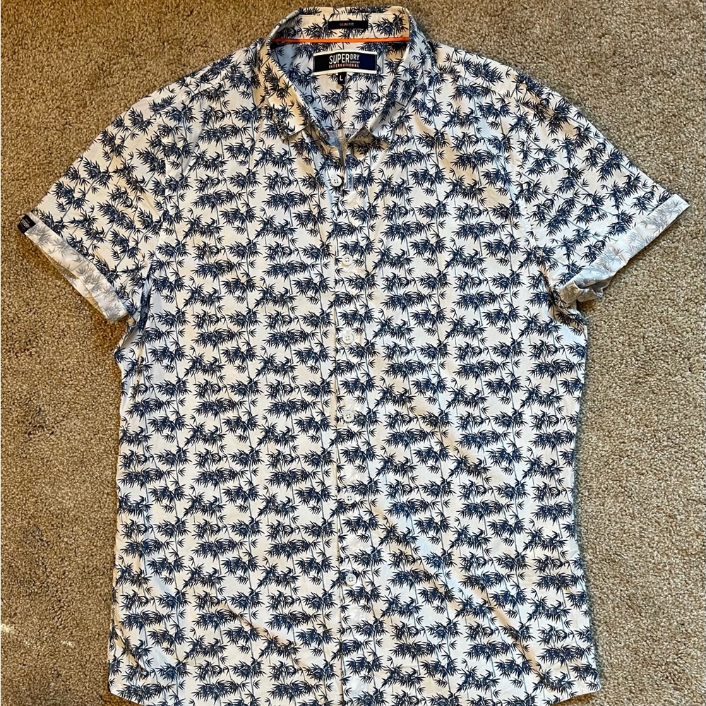 Men’s Short Sleeve Shirt Size Large